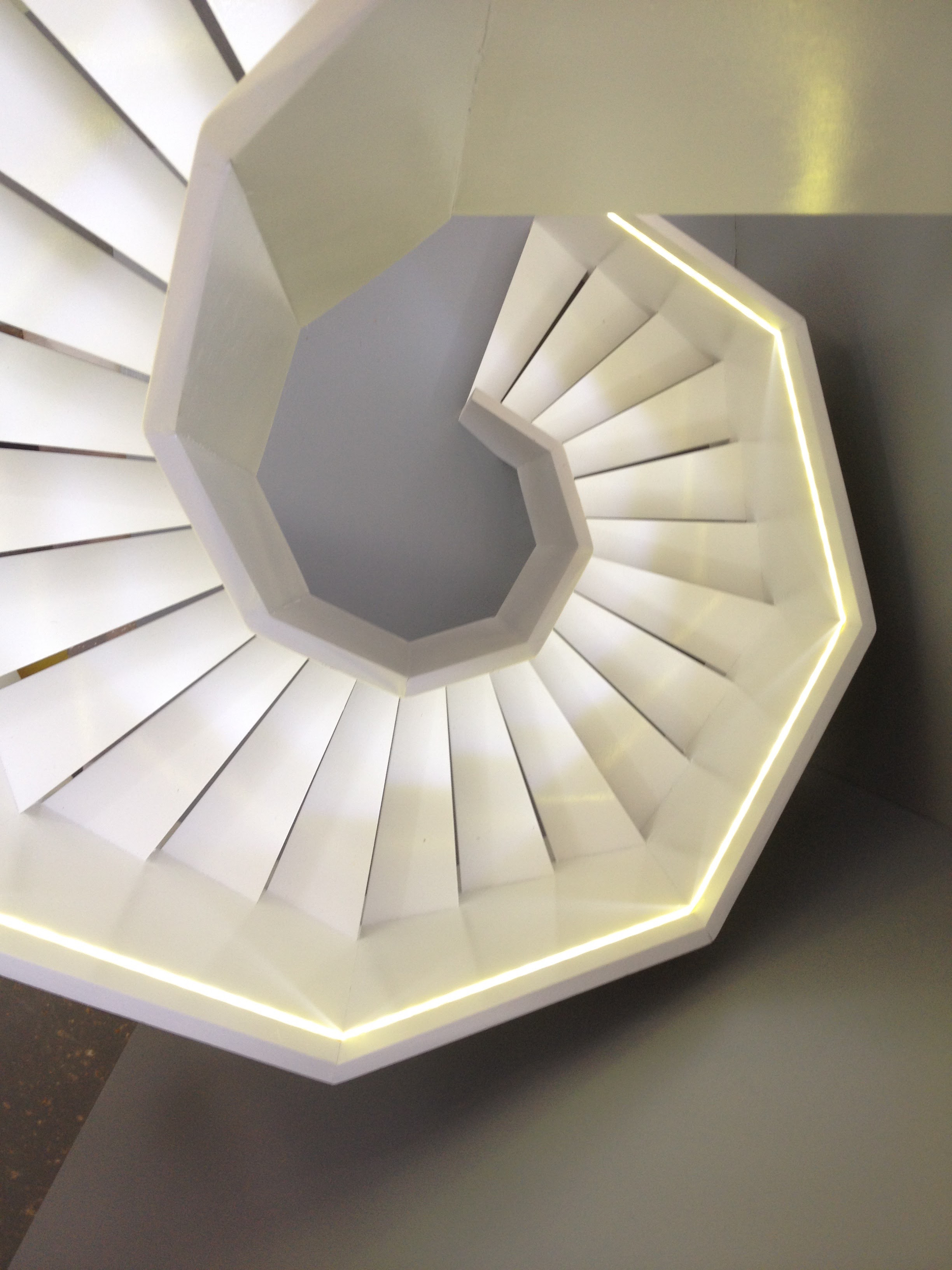 Escalier Hexagonal (EMMM)