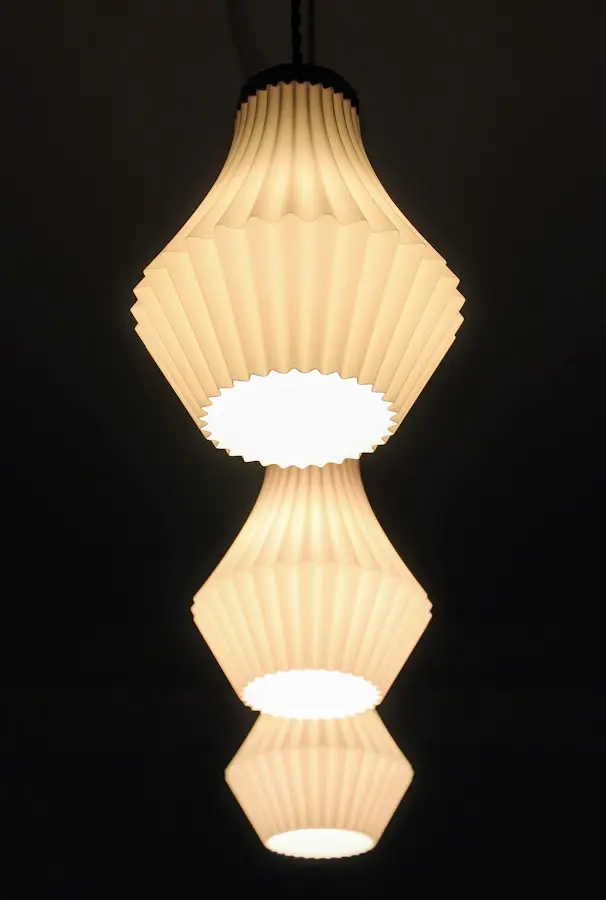 Luminaires en bois massif et impression 3D — vue 3